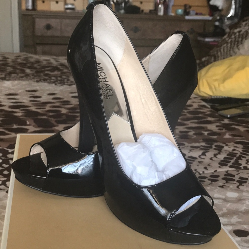 Michael Kors Heels - Picture 6 of 6
